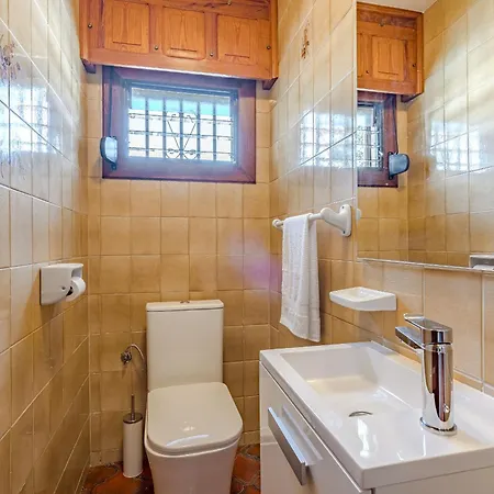 4bed Private Pool En Cristianos Villa Los Cristianos (Tenerife)